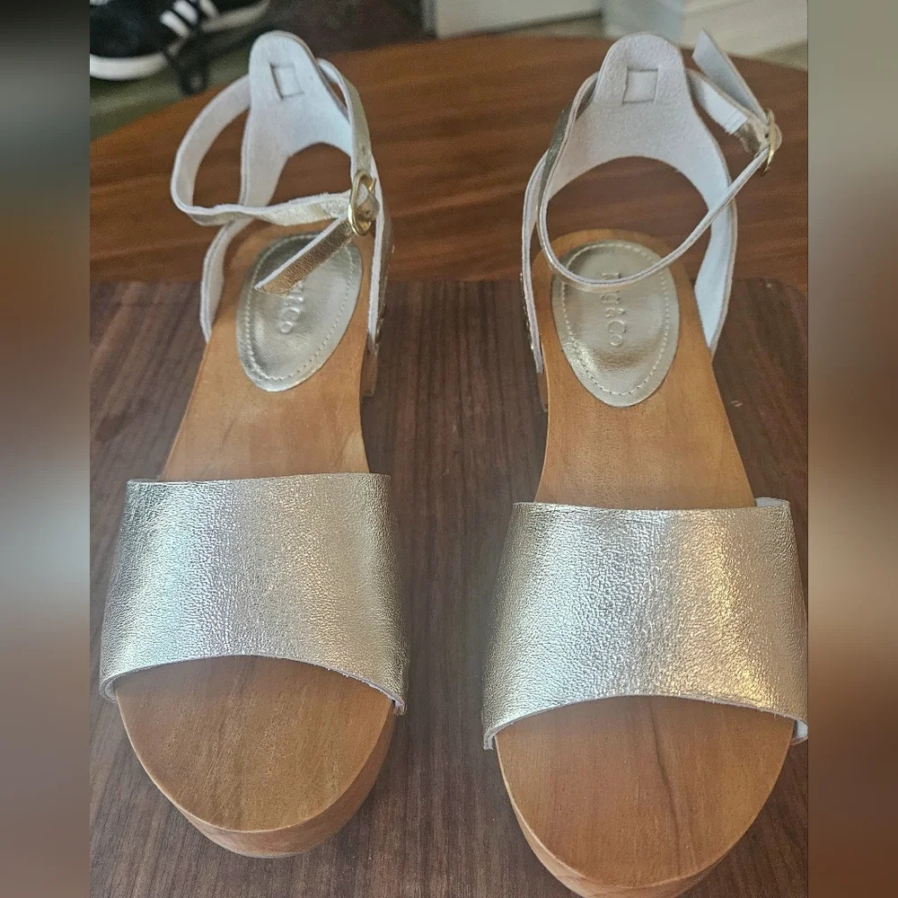 RAG & CO Cara wooden Heeled clogs -Gold Metallic. Size 6 NWOT - Picture 9 of 9